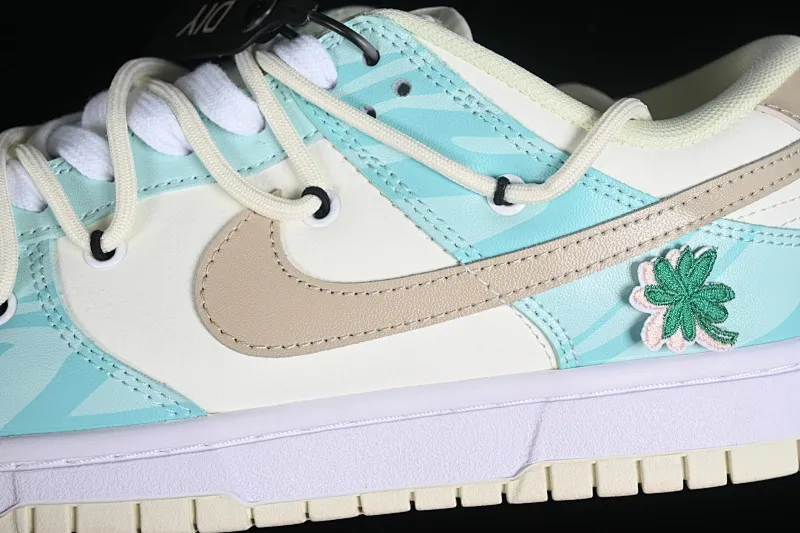 All categories Nk SB Dunk series Nk SB Dunk Low low-top sneakers Nk Dunk Low Retro Panda Prank Tiffany Green Four-leaf clover SB strap low-top casual sneakers DJ6188-100